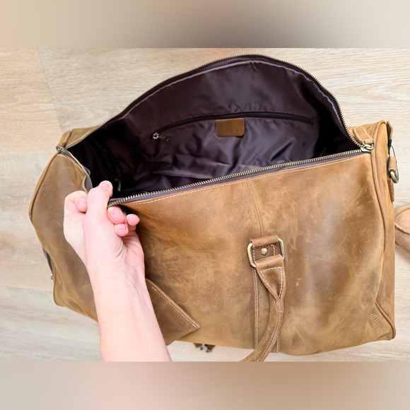 NWOT NEW 21” Full Grain Leather Duffel Bag Travel Weekend Gym Overnight Carry-On - Picture 10 of 11